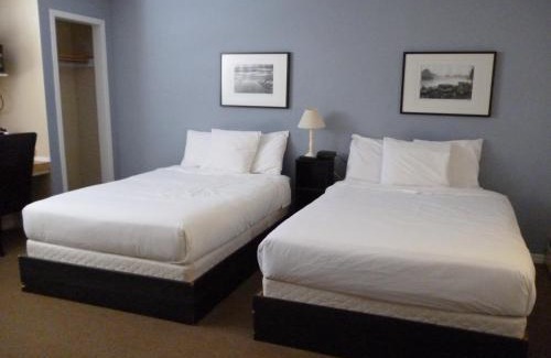 Timiskaming District Hotel | Wheel Inn Motel