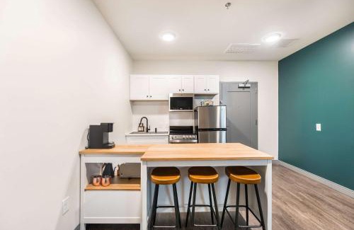 Macon Apartment | Where Otis & Etta Meet Downtown Macon