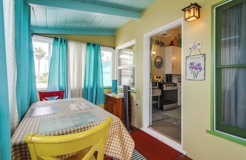 Ocean Beach Cottage | Whimsical Beach Cottage just one block to the beach !