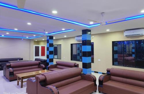 Golaghat Hotel | whirlwind food court and resort