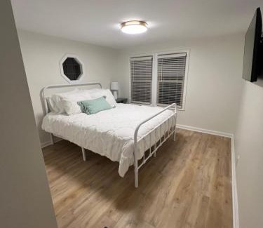 Frankfort House | Whiskey Woods