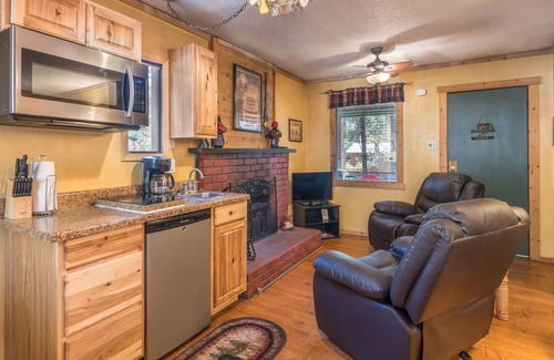 Ruidoso Cabin | Whispering Pine Cabins