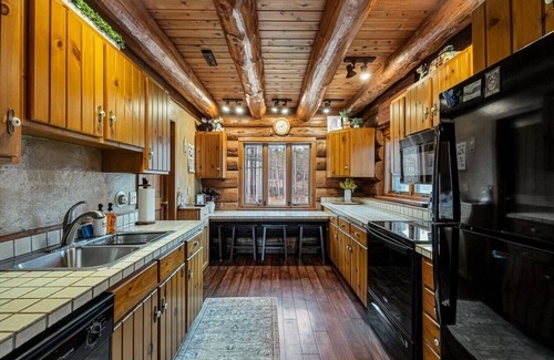 Alma Center Cabin | Whispering Pines/170-Acre Retreat-Pond & Game Room