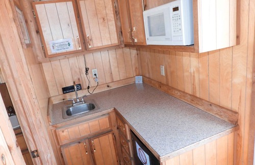 Leasburg Cabin | Whispering Pines #2 & #3 Cabins.