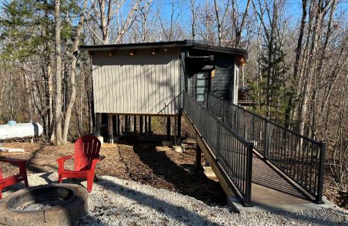 Treloar House | Whispering Pines Treehouse - Sunrise