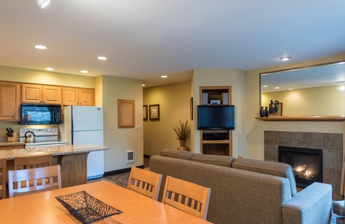 Welches Apartment | Whispering Woods Resort