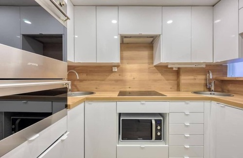 Archives Apartment | Whispers of Paris:In a beautiful inner courtyard A Family Home in Marais Turenne