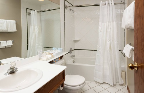 Jasper Hotel | Whistler's Inn