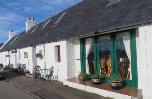 Inverness House | White Cottage B&B