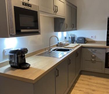 Drymen House | White Cottage - Cosy Holiday Cottage in Drymen, Loch Lomond & Trossachs