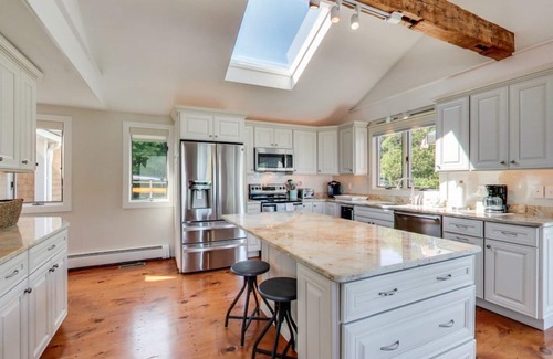 East Orleans House | White Crest: 009-O Private Orleans resort with water views, heated pool/spa & fire pit