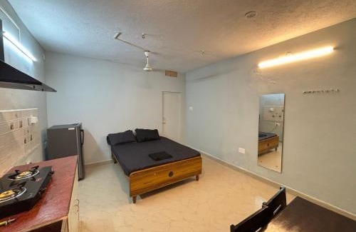 Mahabalipuram Beach House | White House Beach Stay