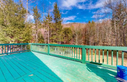 Woodstock House | White Mountains Chalet by Mirror Lake