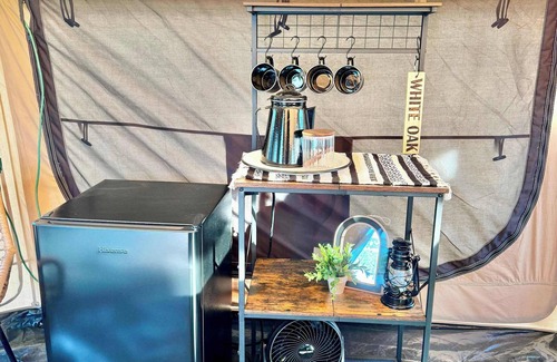 Tahlequah House | White Oak- Glamping @ The River Bluff Cabins