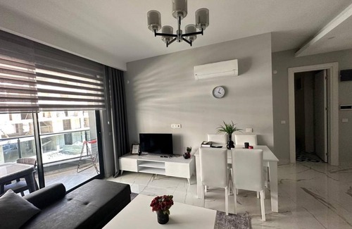 Seki Apartment | White Sail 1+1 Mahmutlar