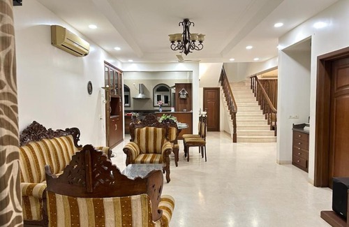 Magarpatta City Bed & Breakfast | WHITE VILLA SUITES