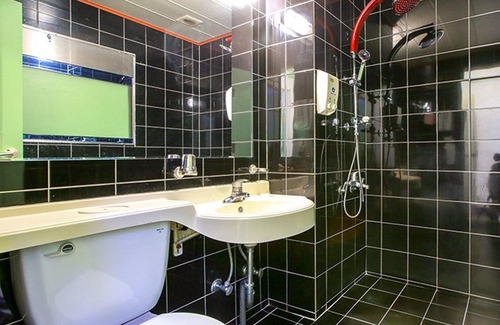 Seosan Hotel | Whitehouse Motel