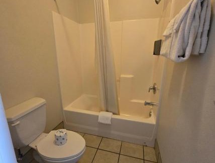 Whitesboro Hotel | Whitesboro Inn & Suites