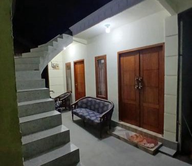Ngadisari House | Widodaren Homestay twin bed
