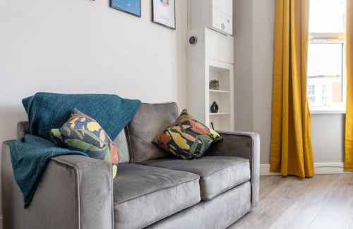 Penylan Apartment | WiFi | 2 guests | Smart TV