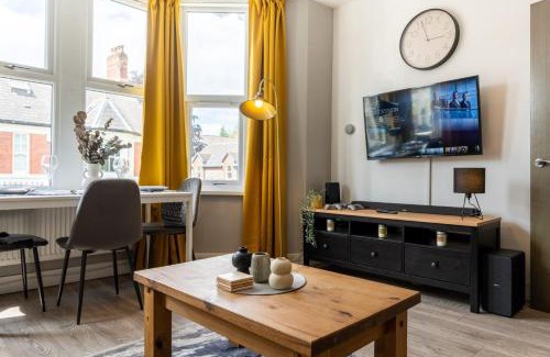 Penylan Apartment | WiFi | 2 guests | Smart TV