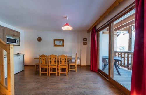 Abries Apartment | Wifi, 300m from ski slopes, fitness, swimming pool, parking, tv, ski locker, 27-54m², Abriès