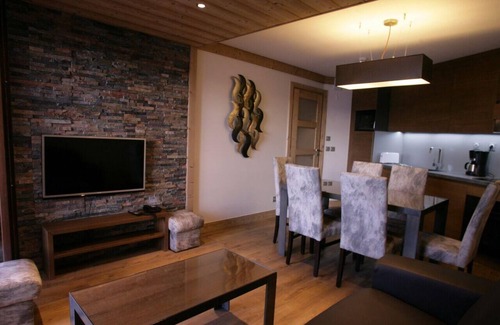 Arc-2000 Apartment | Wifi, ski-in/ski-out & foot of the slopes, fitness, swimming pool, sauna, hammam, tv, ski locker