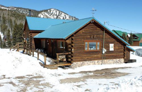 Red River House | Wiggins Cabin In Upper Valley With High Speed Wifi