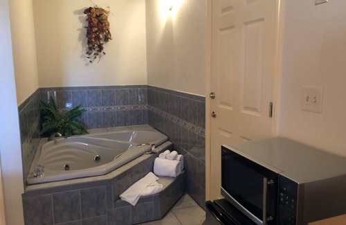 Wilbraham Hotel | Wilbraham Inn