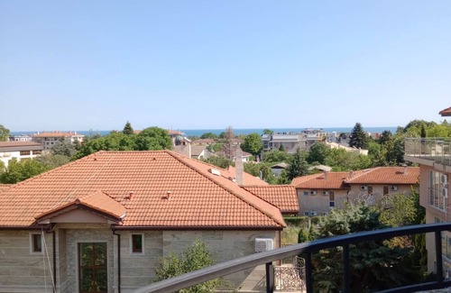 Saints Constantine and Helena Apartment | Wild Cherry Apartments - Apartment with SEA VIEW + FREE parking 2+3n