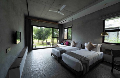 Heggadadevankote Hotel | Wild Origin