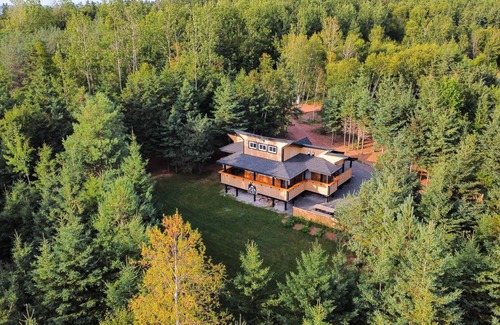 Belfast Cabin | Wild Pines Cabins