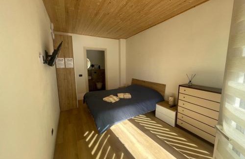 Mollia House | Wild Side