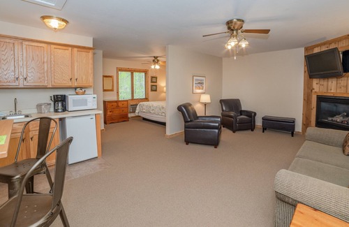 Ephraim Hotel | Wilder Inn