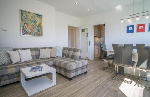 Archsum Apartment | Wildrose OG