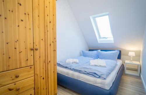 Archsum Apartment | Wildrose OG