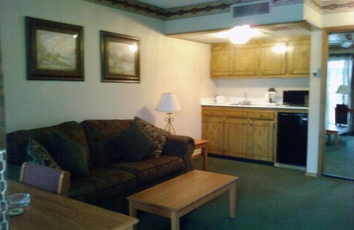 Claremore Hotel | Will Rogers Inn