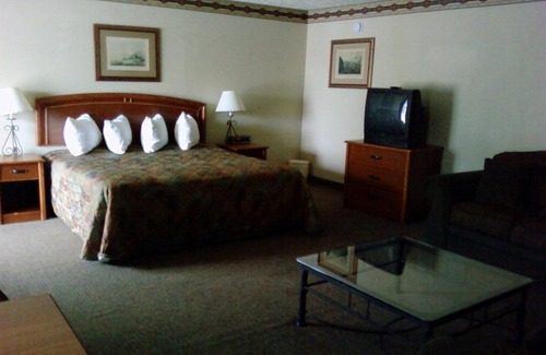 Claremore Hotel | Will Rogers Inn