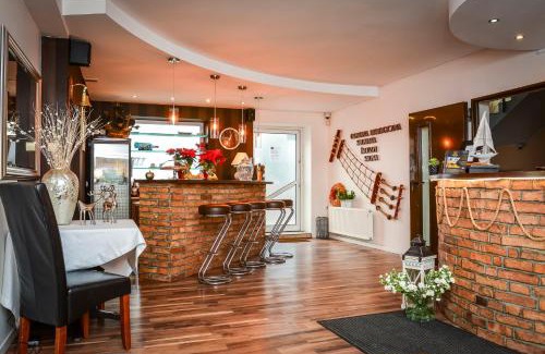 Redlowo Bed & Breakfast | Willa Bryza