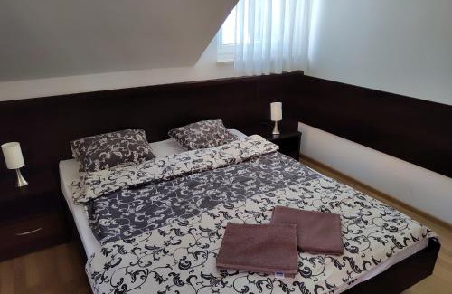 Leba Hotel | Willa Latarnik - doskonała lokalizacja, blisko atrakcji, 20min do plaży