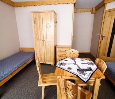 Dzianisz Bed & Breakfast | Willa "NA KLINKU"