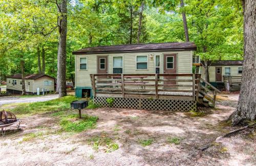 Stonehouse Other | Williamsburg Camping Resort One Bedroom Cabin 6