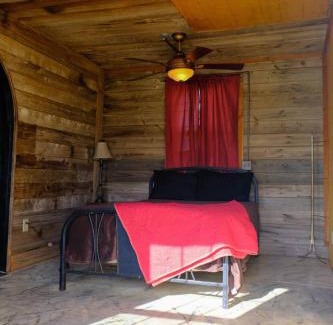 Minden House | Willie's Cabin Yellow Rose Canyon