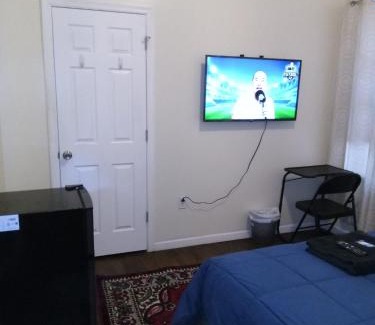 Weequahic Apartment | Willoughby