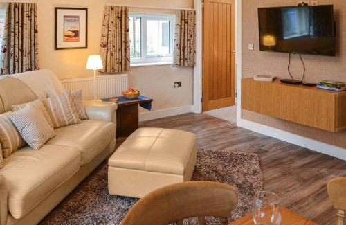 Morpeth House | Willow Cottage