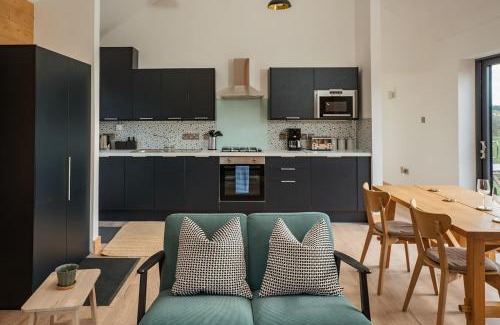 Newtownards House | Willow Lodge