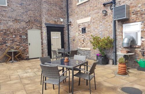 Broseley Apartment | Willow Studio