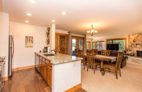 Lakeside Village Apartment | Willows #1714 by Summit County Mountain Retreats