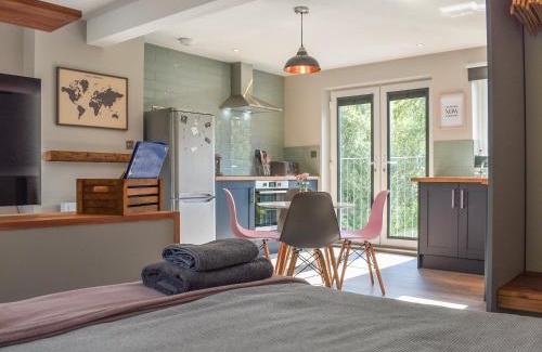 Etchingham House | Willows View