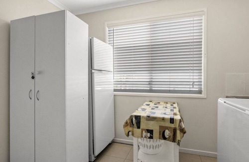 Golden Beach House | Wills Avenue No. 12. Golden Beach